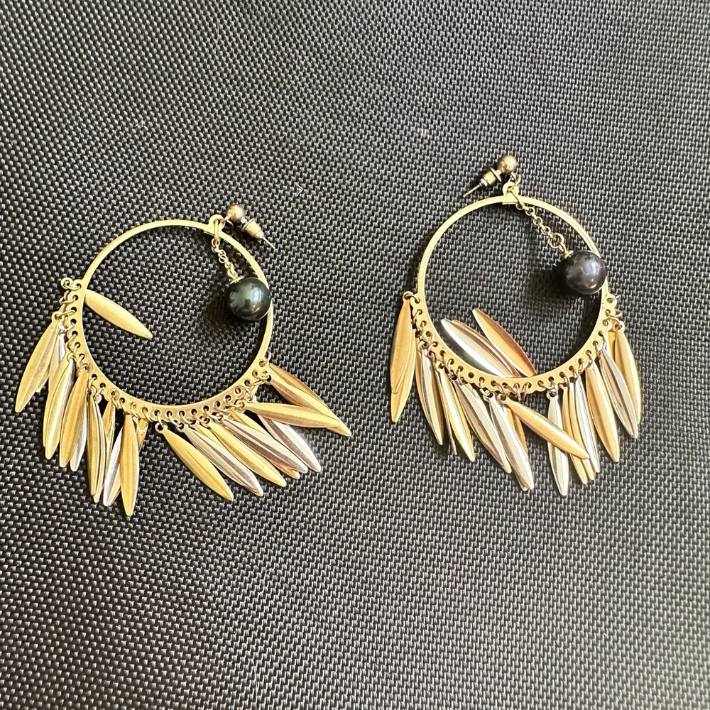 Elegant Gold and Black Hoop Earrings